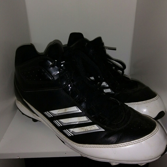 Adidas Football Cleats size 11 mens - Picture 4 of 5